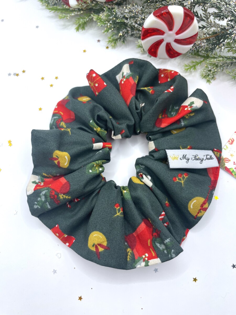 Scrunchie green stars